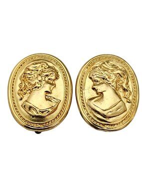 Gold Tone Oval Cameo Lady Clip On Earrings J704